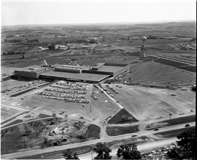 August Dine – Victor Gruen’s Southdale Shopping Center – Of Utopias